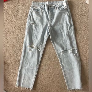 NWT Women’s Old Navy high rise slouchy straight jeans - light wash